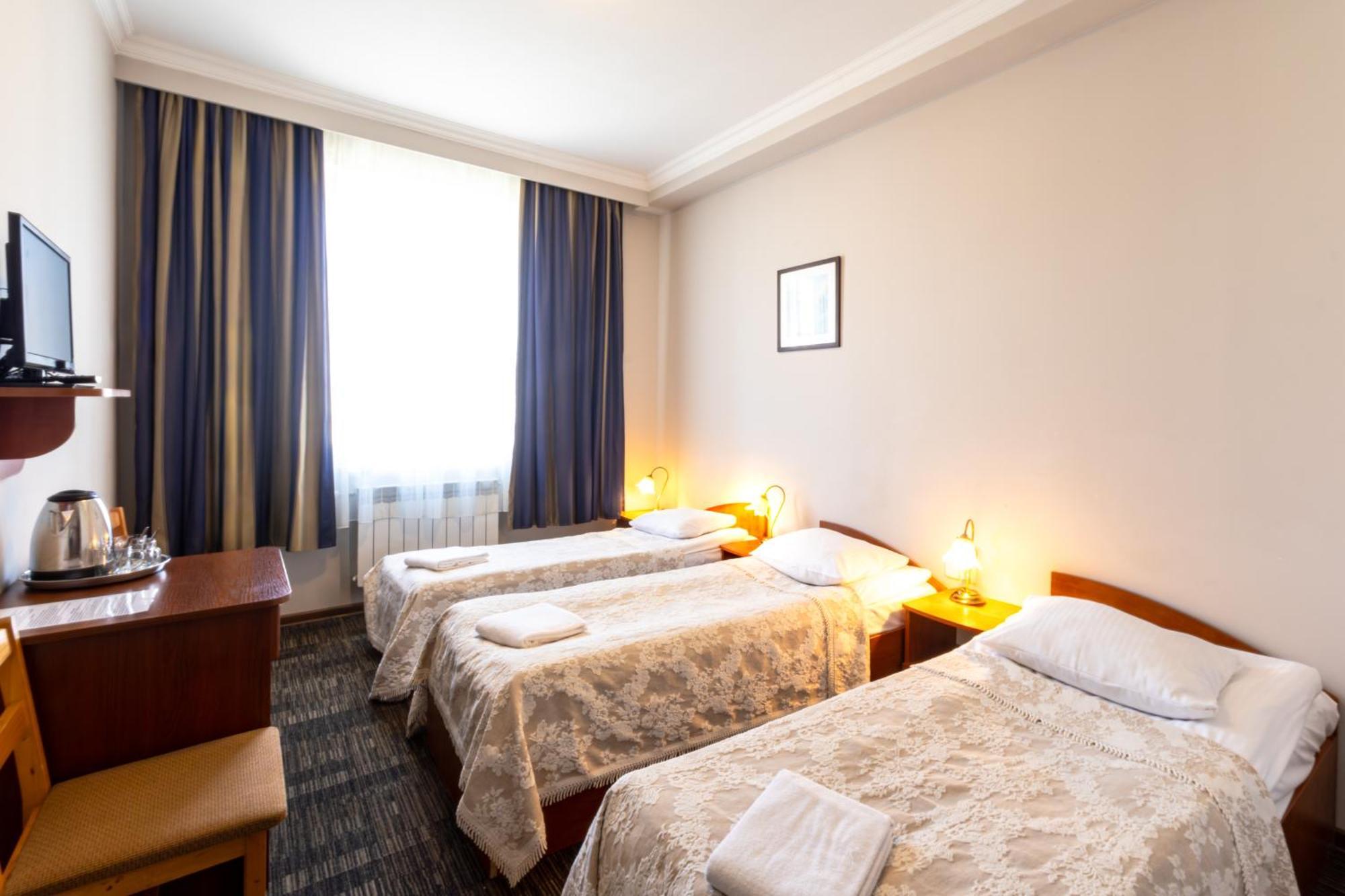 Noclegi Stadion Bed & Breakfast ワルシャワ エクステリア 写真