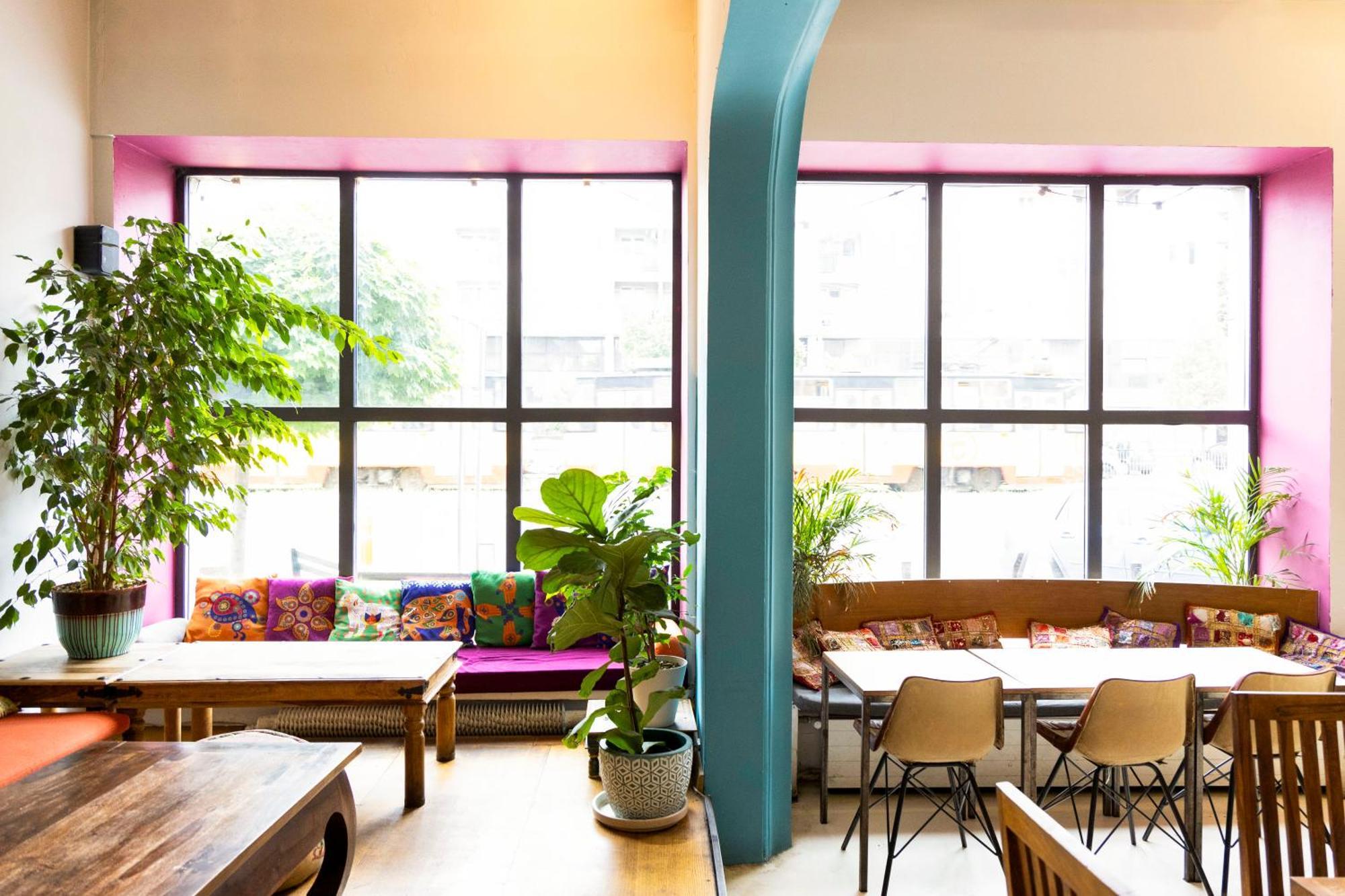 Noclegi Stadion Bed & Breakfast ワルシャワ エクステリア 写真