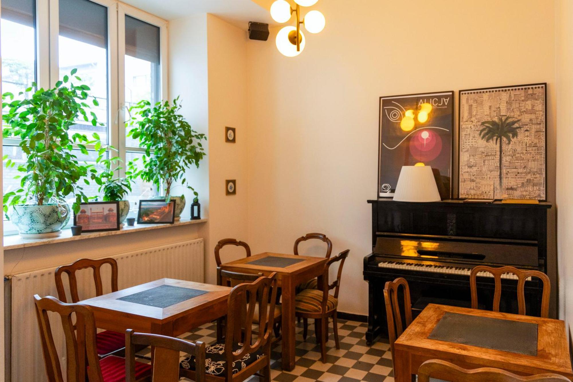 Noclegi Stadion Bed & Breakfast ワルシャワ エクステリア 写真