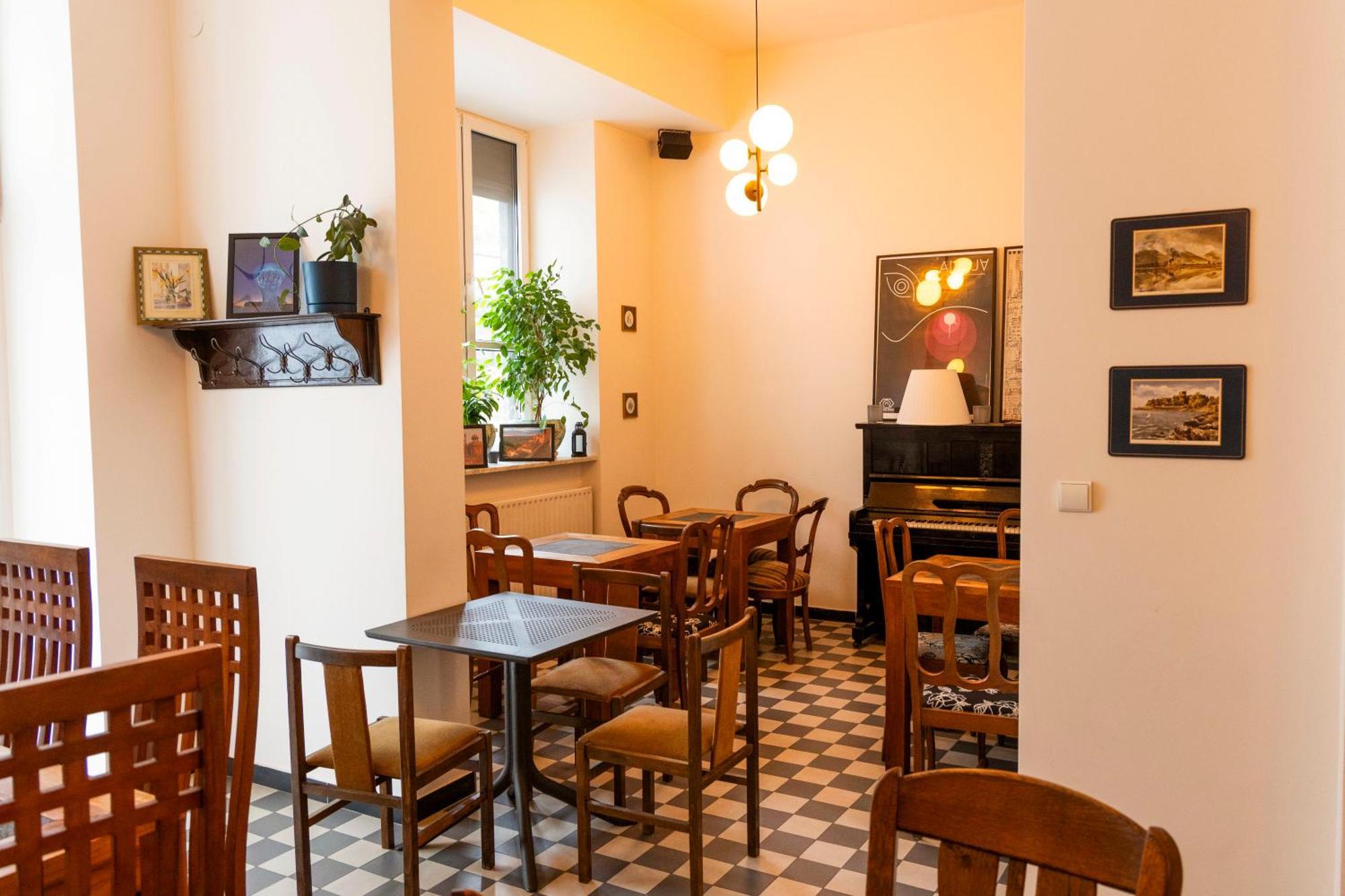 Noclegi Stadion Bed & Breakfast ワルシャワ エクステリア 写真