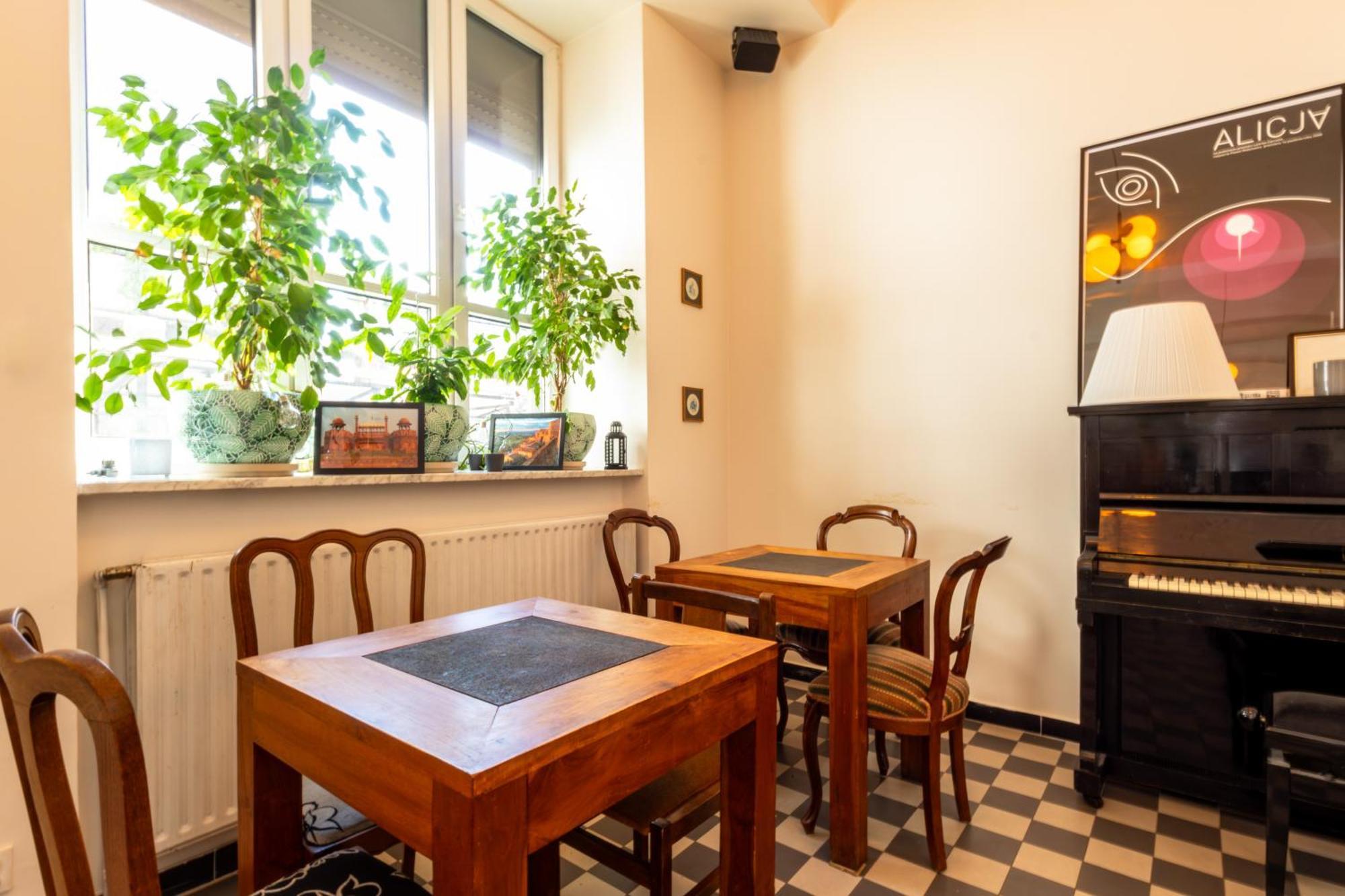 Noclegi Stadion Bed & Breakfast ワルシャワ エクステリア 写真