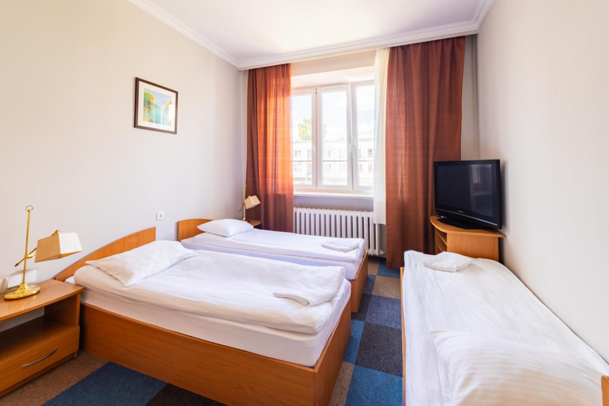 Noclegi Stadion Bed & Breakfast ワルシャワ エクステリア 写真