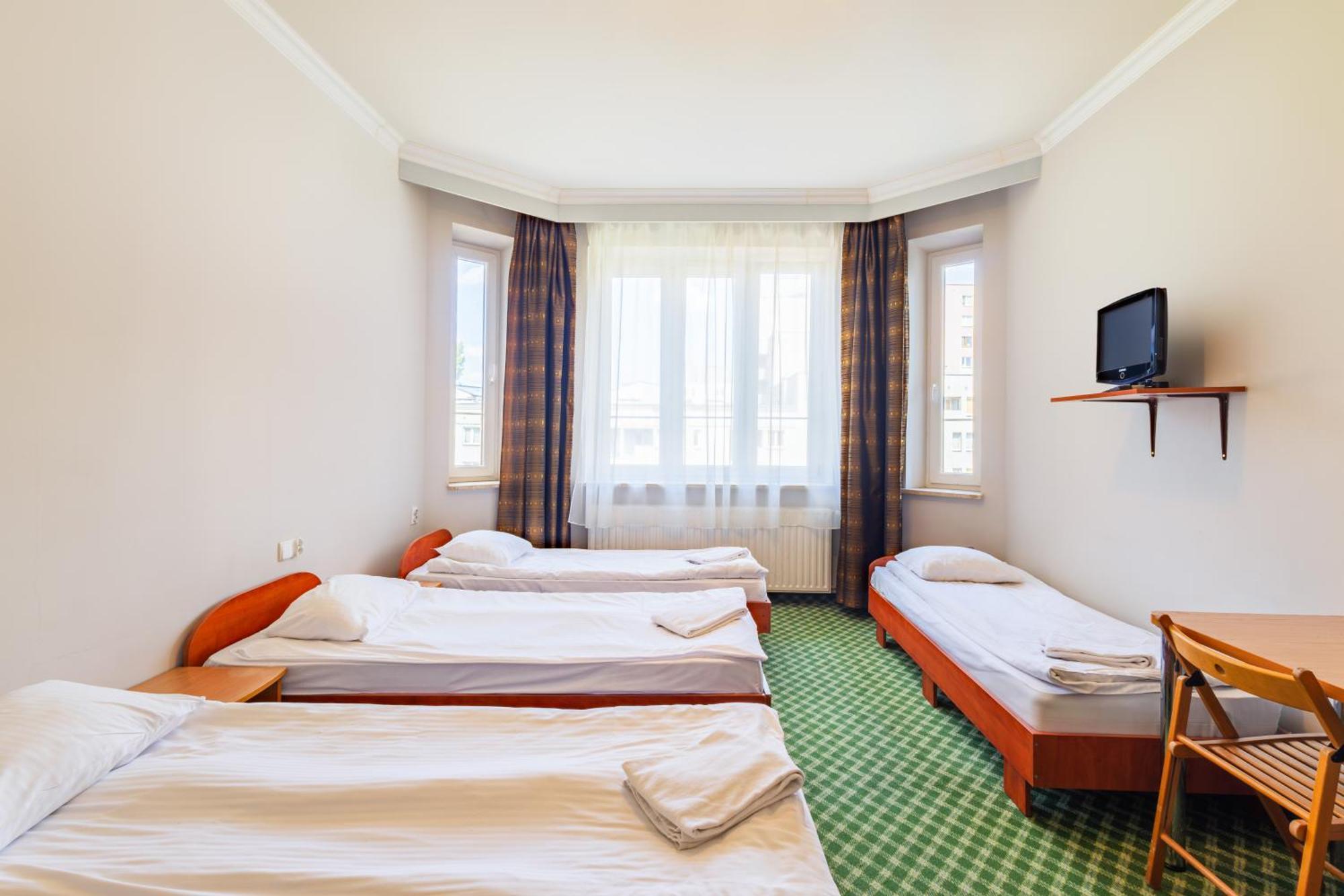 Noclegi Stadion Bed & Breakfast ワルシャワ エクステリア 写真