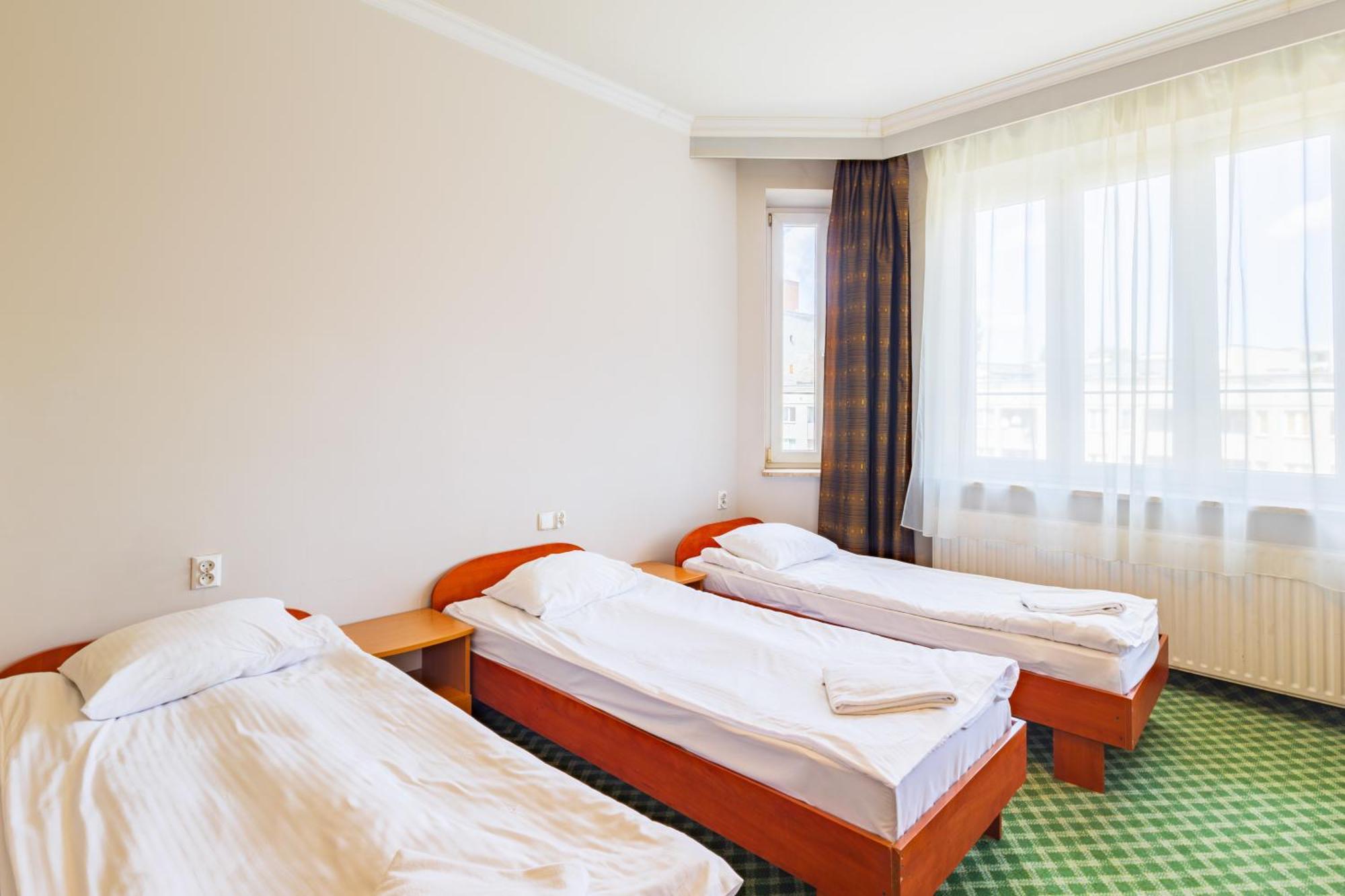Noclegi Stadion Bed & Breakfast ワルシャワ エクステリア 写真